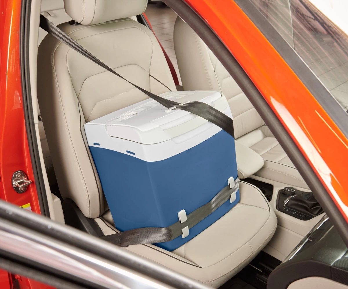 Mobicool MS26 Thermo-elektrische Koelbox Met Veiligheidsgordel Clip - 25l - 12/230v- Blauw/wit 4 Mobicool MS26 Thermo-elektrische Koelbox Met Veiligheidsgordel Clip - 25l - 12/230v- Blauw/wit - Afbeelding 2