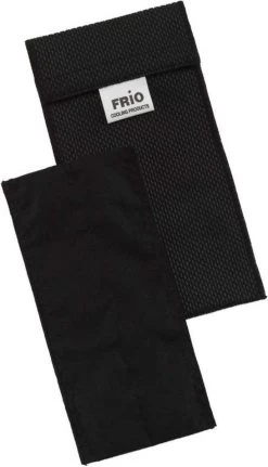 Frio Dubbel Diabetes Koeltas - Zwart -Buiten Kamperen 688x1200