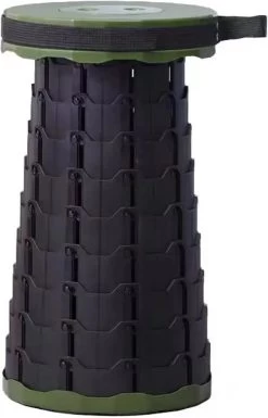 Kampeerkruk - Uitschuifbare Kruk - Military / Groen - Tot 120 Kg - Travel Stool - INCLUSIEF OPBERGZAK - Opvouwbare Campingkruk - Inklapbaar Krukje - Telescopische Kruk - Camping - Outdoor 9 Kampeerkruk - Uitschuifbare Kruk - Military / Groen - Tot 120 Kg - Travel Stool - INCLUSIEF OPBERGZAK - Opvouwbare Campingkruk - Inklapbaar Krukje - Telescopische Kruk - Camping - Outdoor -Buiten Kamperen 770x1200